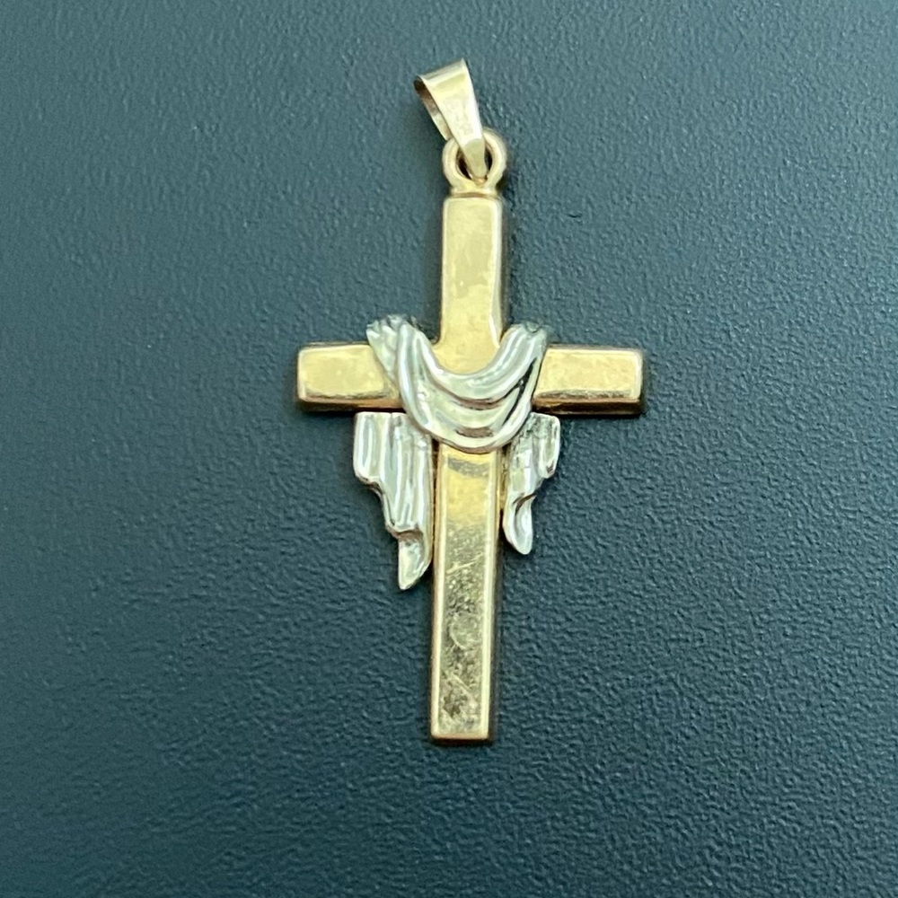 14k Yellow Gold Cross Pendant